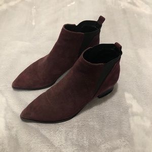 Maroon booties